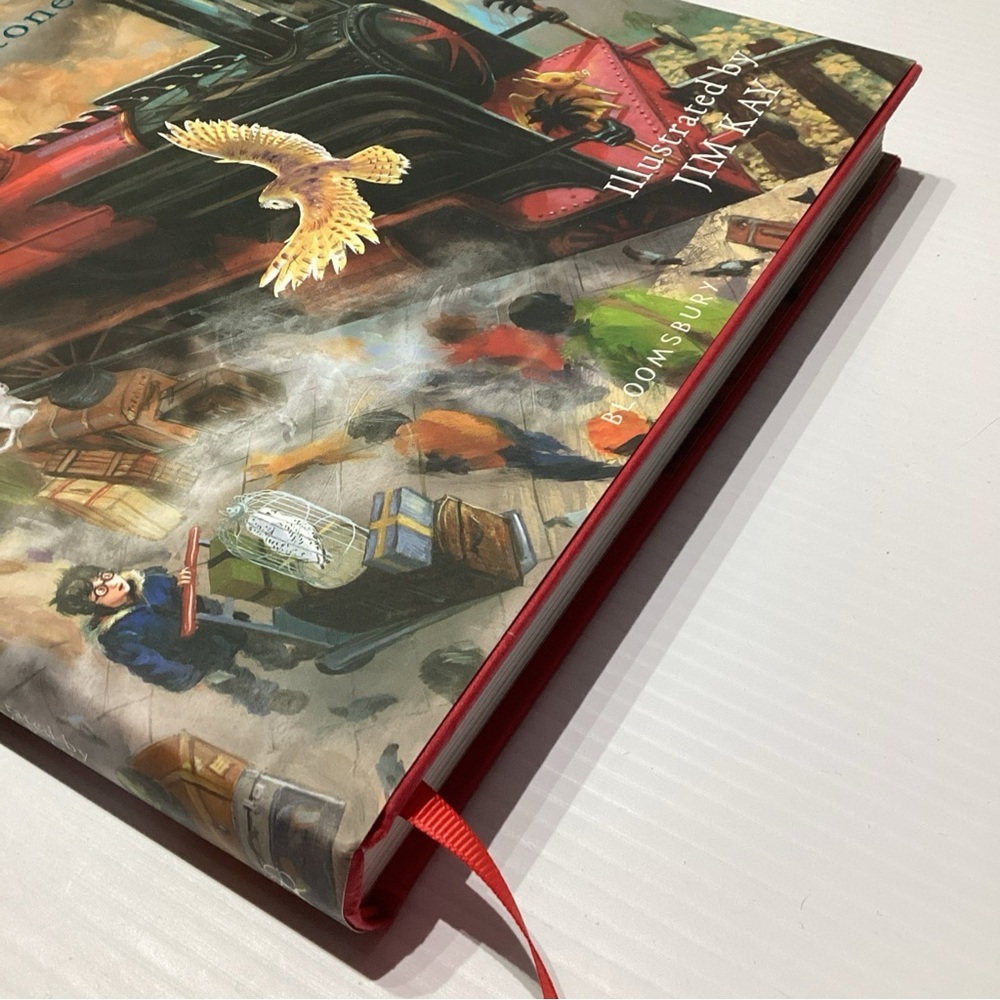 Harry Potter and the Philosopher's Stone: Illustrated Edition 1st Edition - Picture 7 of 13
